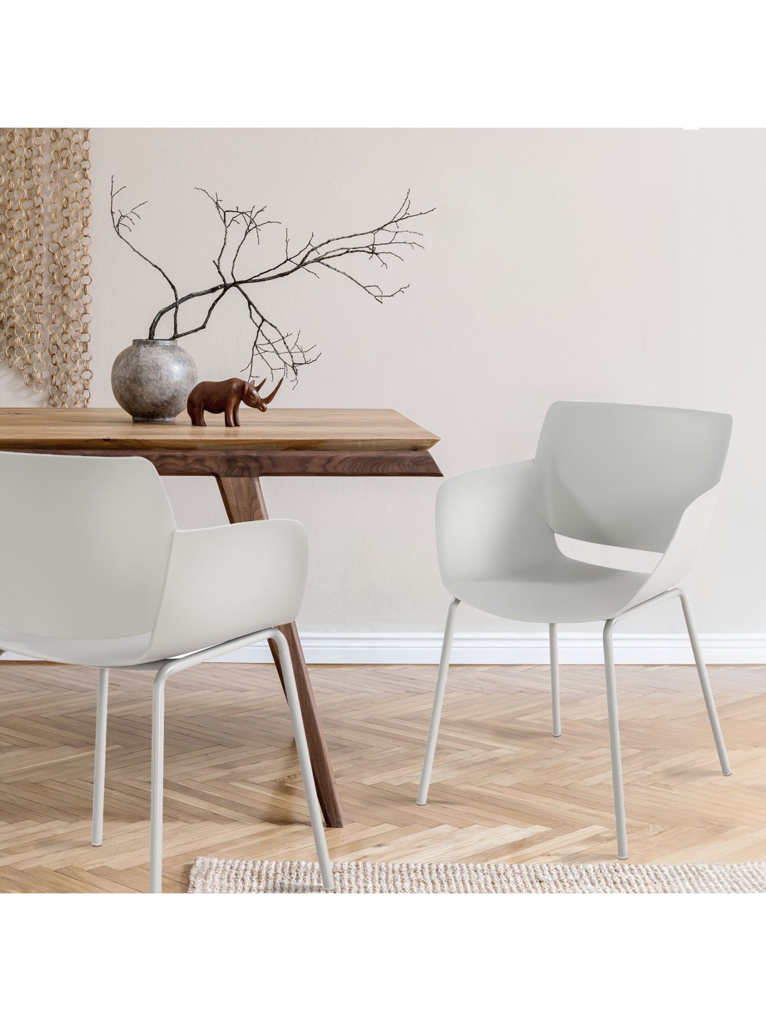 Stol Alpena, lysegrå